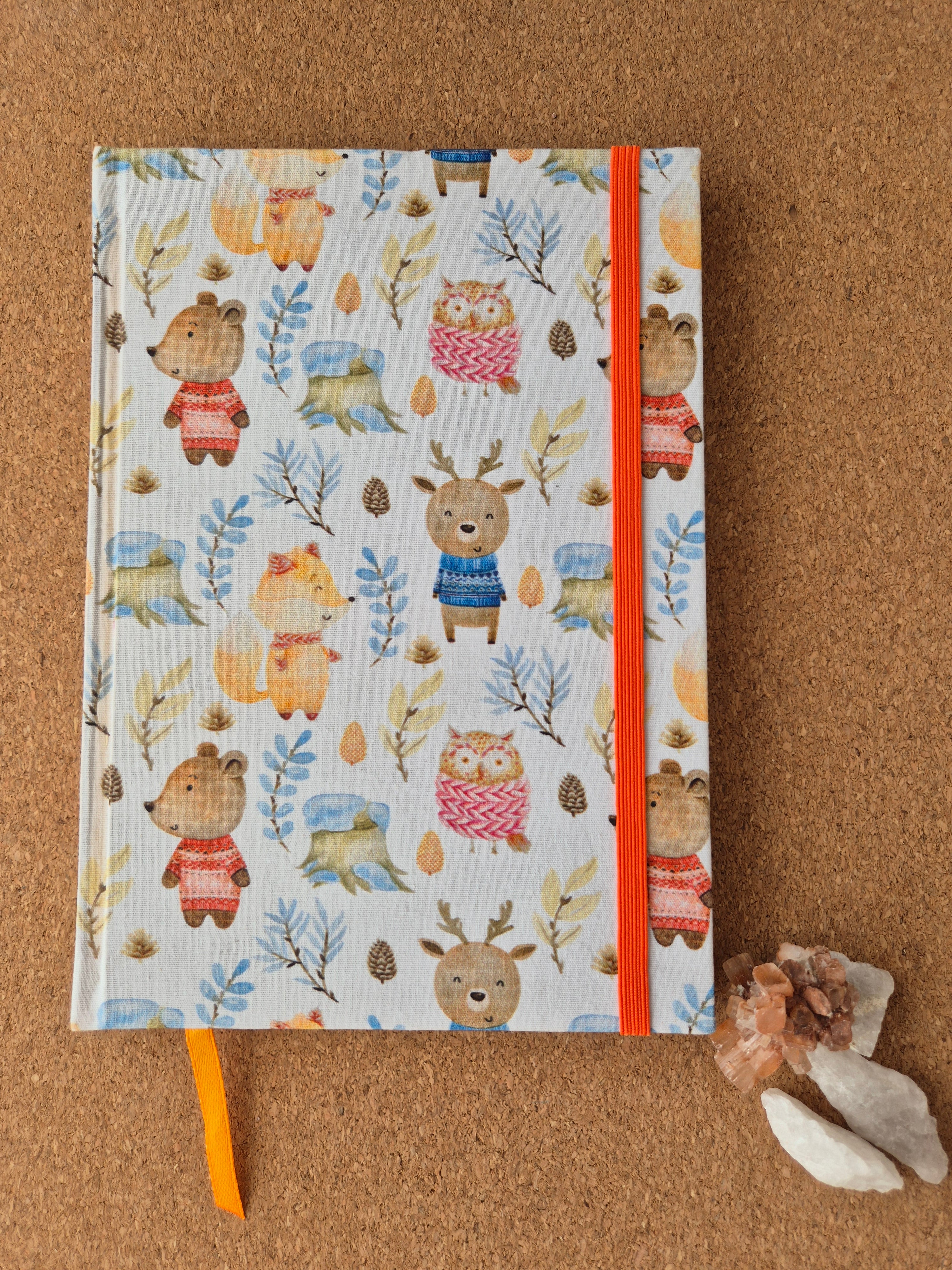 Libreta clásica mediana Hojas de colores / Animalitos