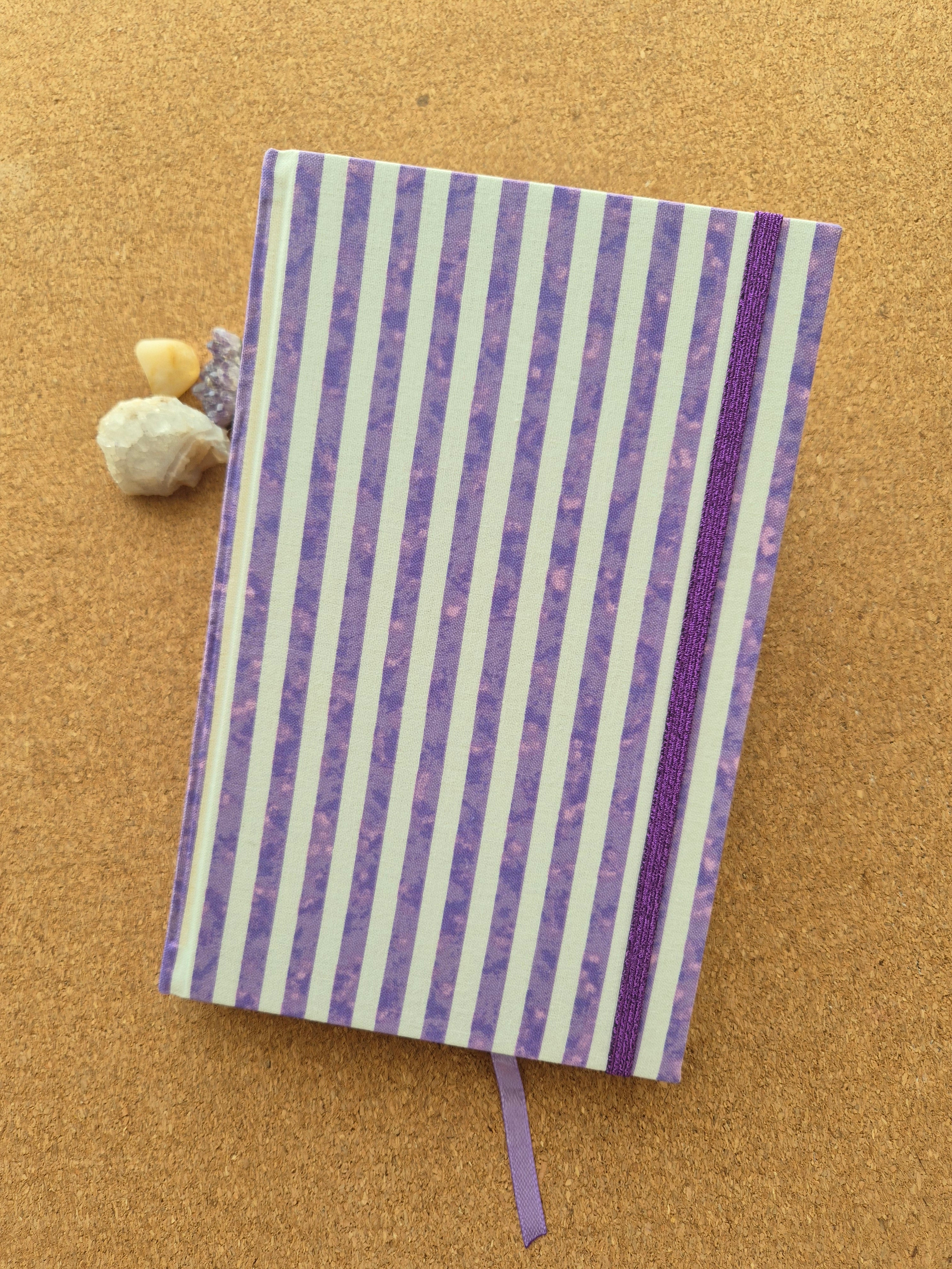 Libreta clásica Mediana / Líneas