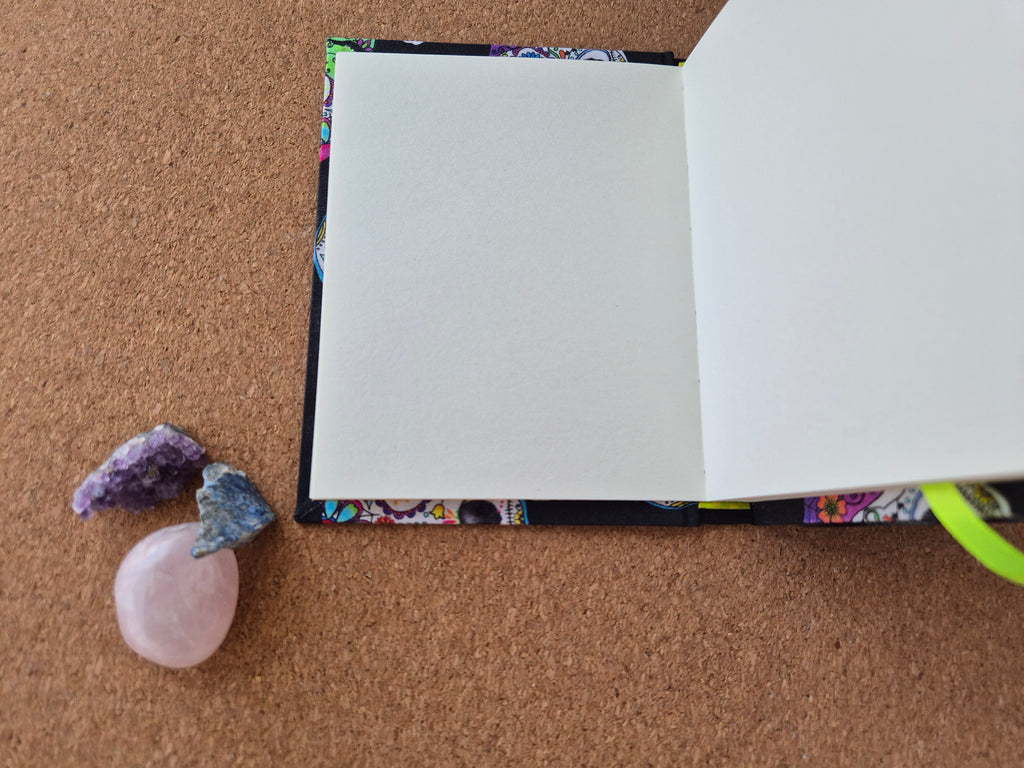 Libreta clásica pequeña / Perritos