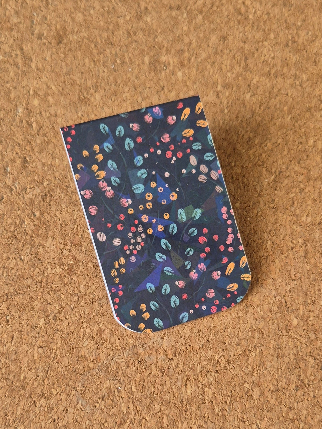 Marcapáginas imantado / Hojas