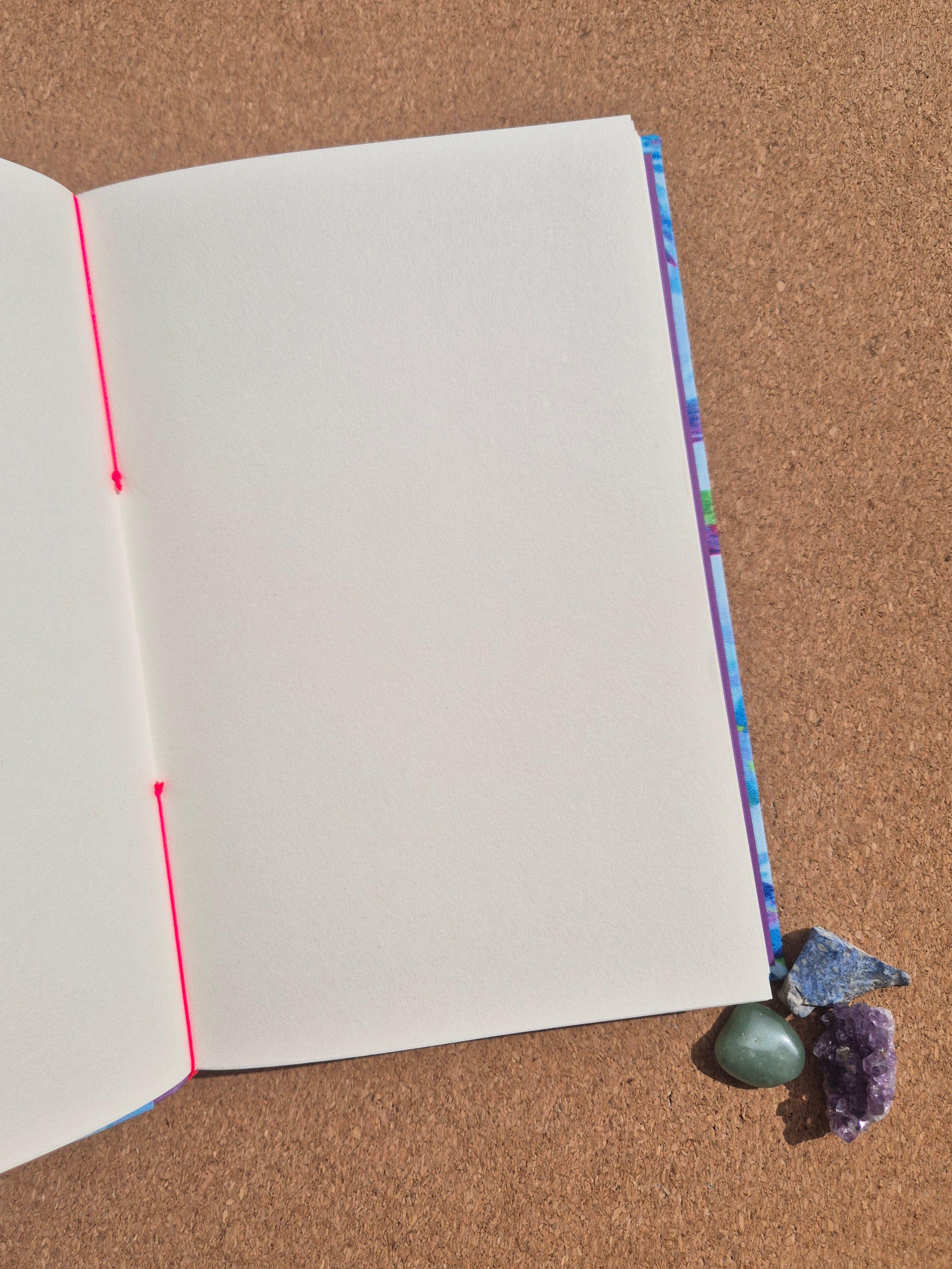 Libreta Mediana Costura de Ojal / Colibrís